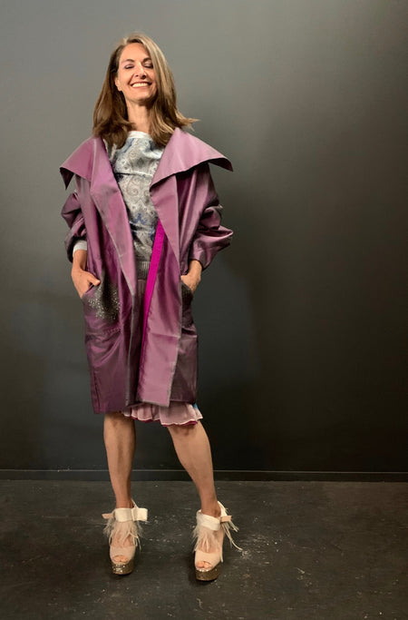 Oversized balmacaan opera jacket (Magenta)