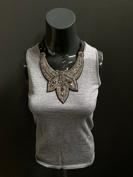 3 Point Bib Neckpiece